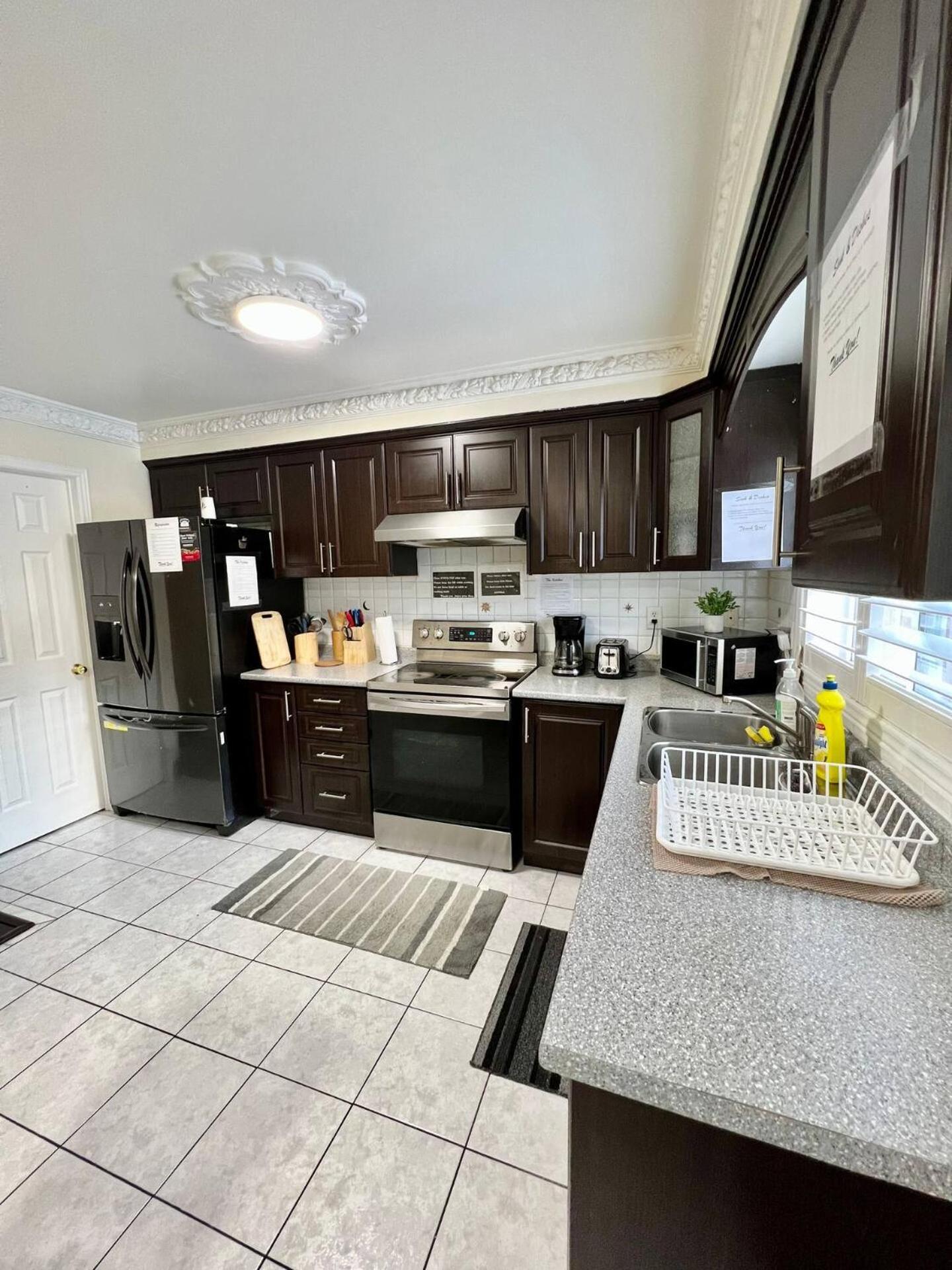 R8 Private Room Near Airport Mississauga Exterior foto